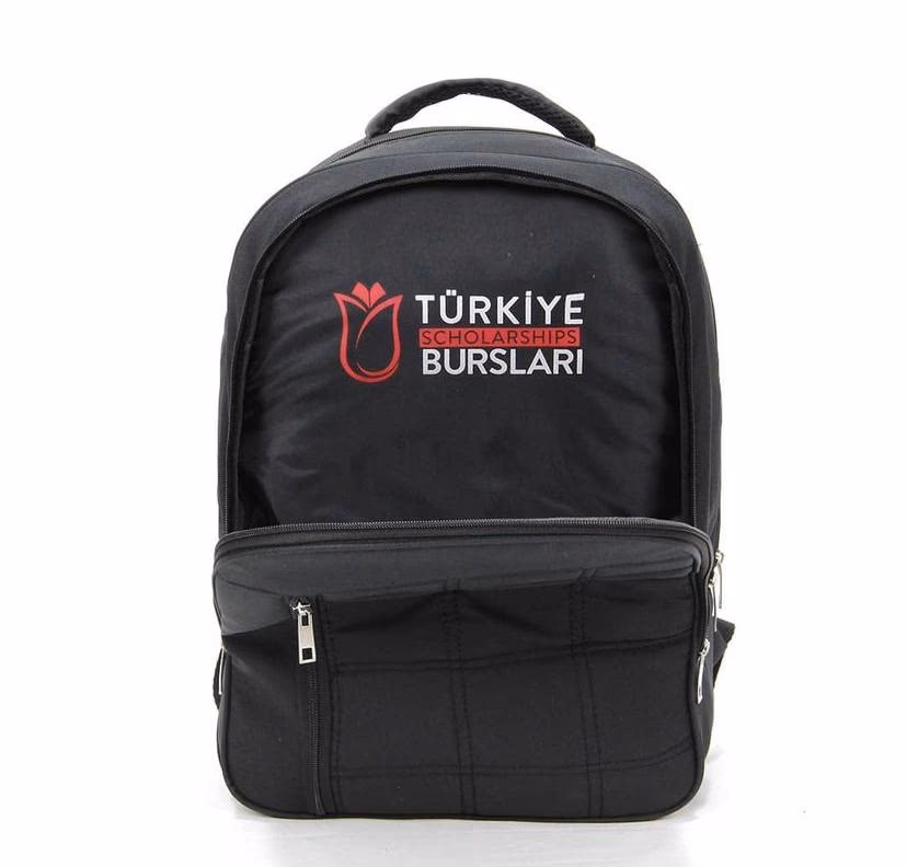 Şarj Cepli Laptop Sırt Çantası 4
